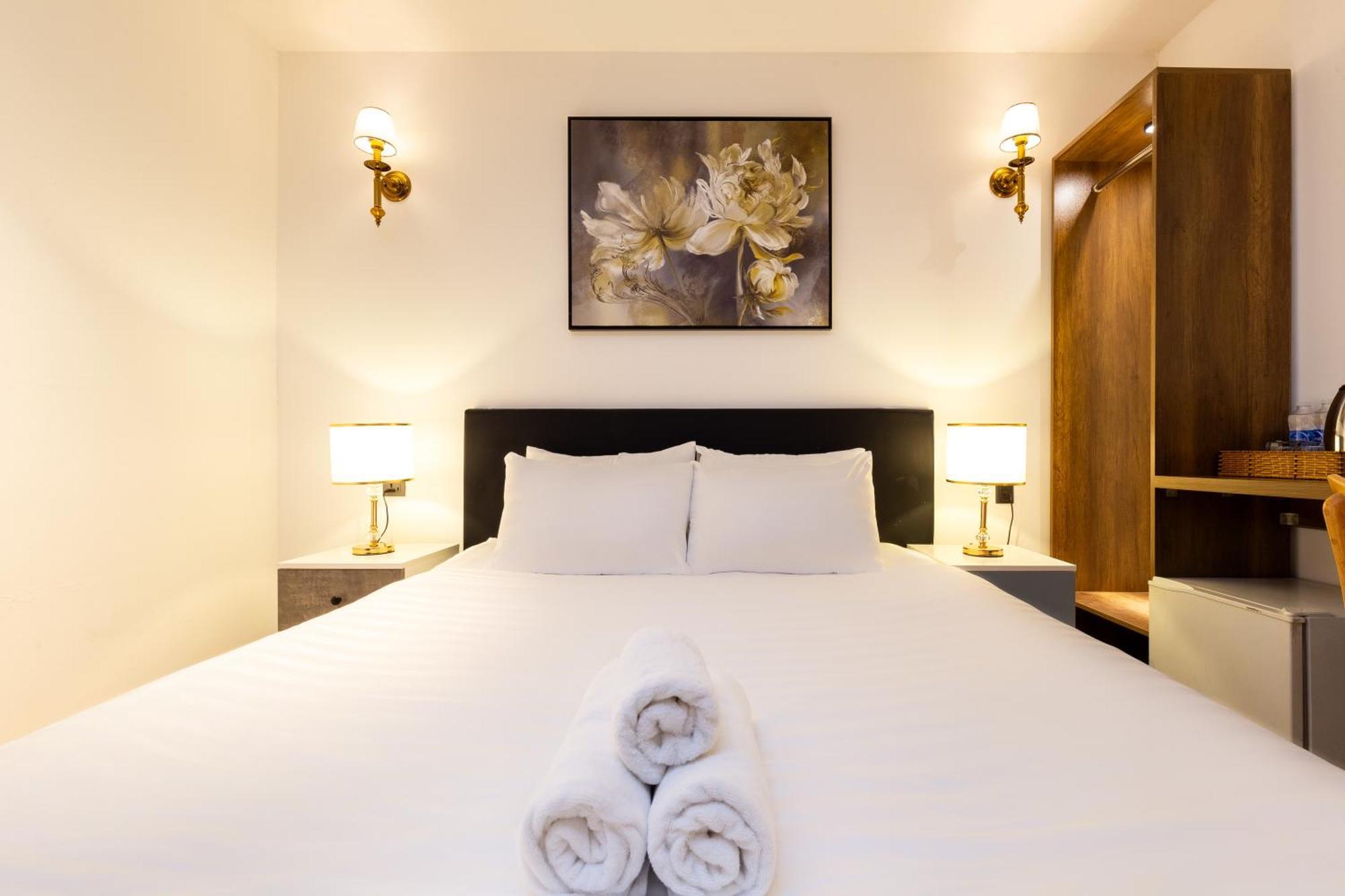 Hotel The Grand Apec &